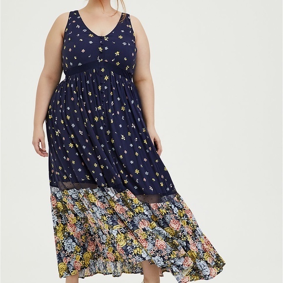 torrid Dresses & Skirts - Torrid Navy Mixed Floral Challis Button Maxi Dress Size 1 or 14/16 1X 14 16